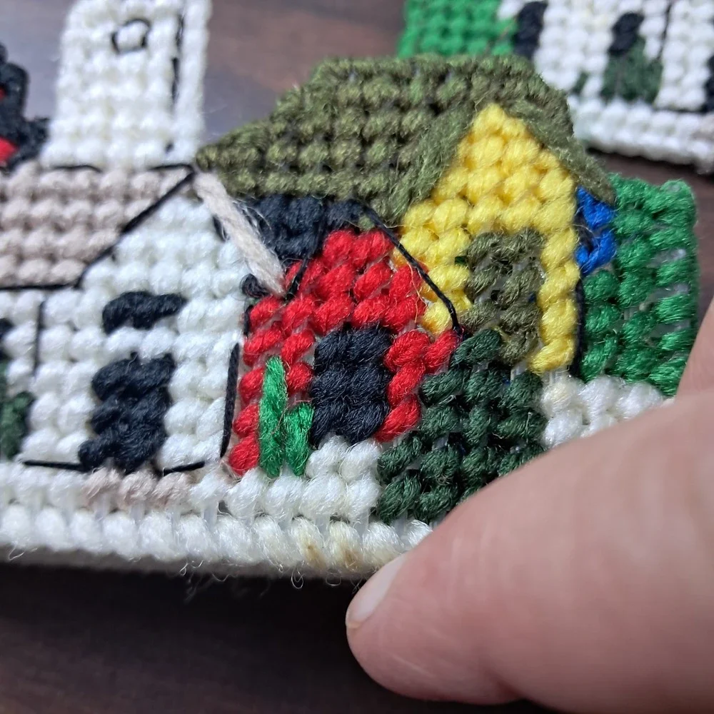 Vintage Plastic Canvas Coaster Set Village Church Scene Handmade‎ Needlepoint